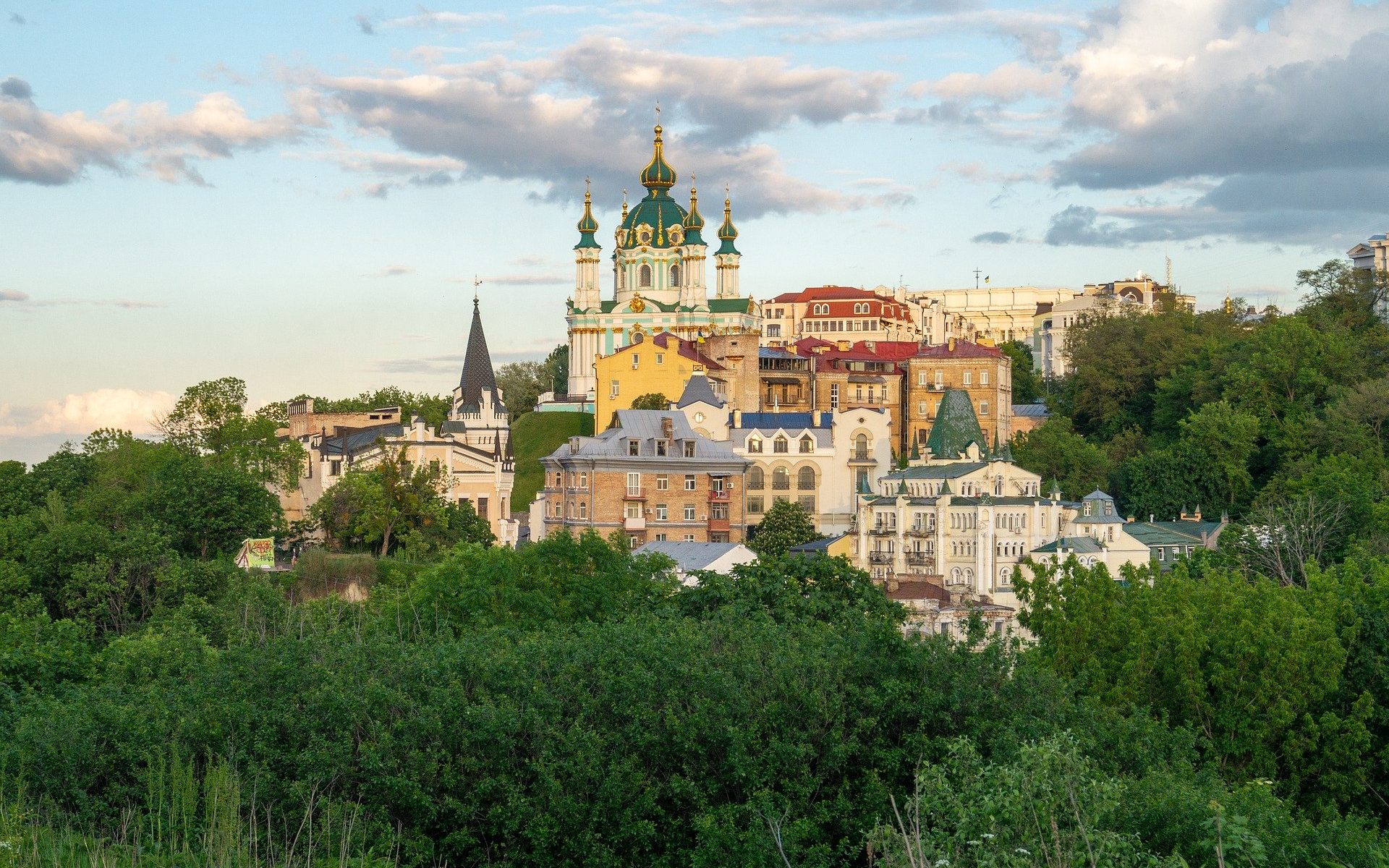 Kiev vista da lontano